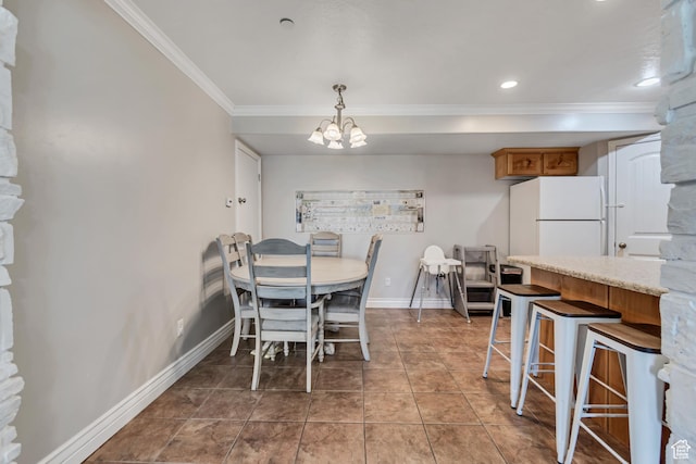 3569 E Rock Creek Rd Unit G1, Eagle Mountain, UT 84005 - dining room with crown molding, a chandelier, and recessed lighting