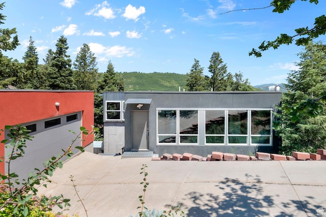 105 S Crestview Cir, Park City, UT 84098 - contemporary house with an outdoor structure and stucco siding