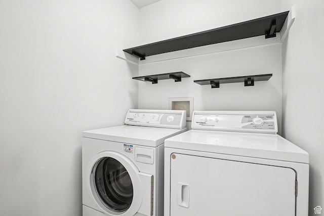 468 E Lindy Way N, Tooele, UT 84074 - laundry area with washer and dryer
