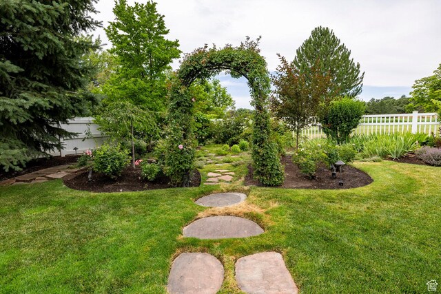 999 S Fairway Cir, Fruit Heights, UT 84037 - view of fenced backyard