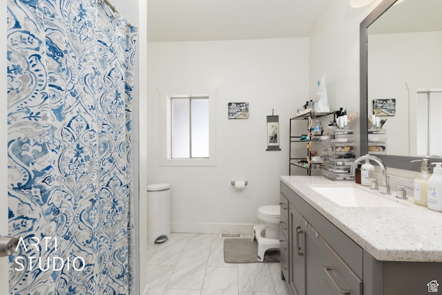 45 N 900 W, Provo, UT 84601 - full bath featuring vanity, marble finish flooring, and a shower with shower curtain