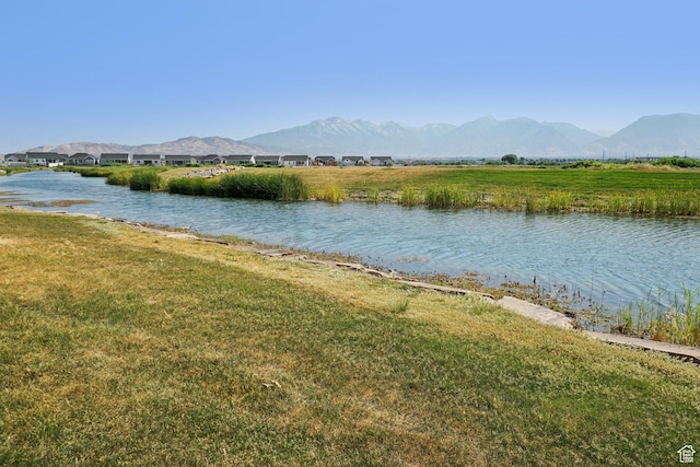 287 S Hayes Well Ln, Saratoga Springs, UT 84045 - water view with a mountainous background
