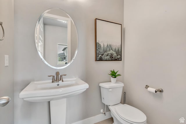 11531 S 840 W, Draper, UT 84020 - bathroom featuring toilet and a sink