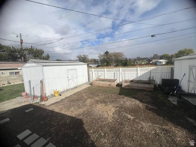 7659 S Lincoln St, Midvale, UT 84047 - view of yard with a shed