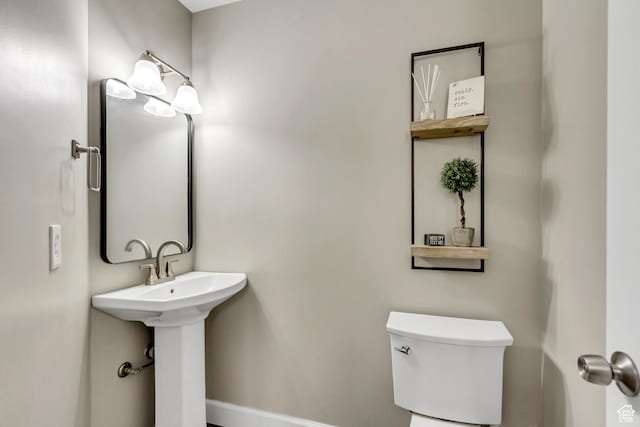 6063 S Kamas Dr W, Taylorsville, UT 84129 - bathroom featuring toilet