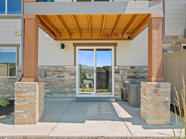 2309 N Wildwood Ln, Heber City, UT 84032 - view of exterior entry featuring stone siding