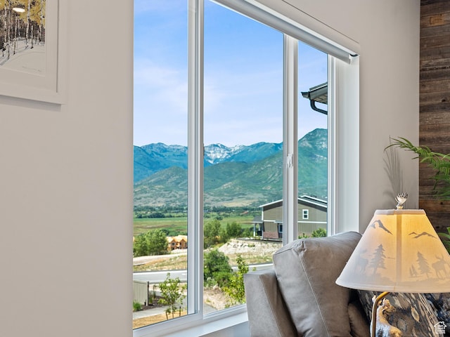 2309 N Wildwood Ln, Heber City, UT 84032 - living area featuring healthy amount of natural light and a mountain view