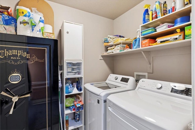 164 S 2875 W, West Point, UT 84015 - laundry area featuring washer and clothes dryer