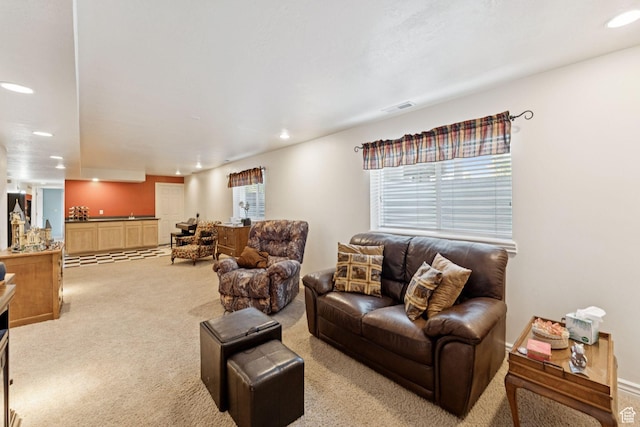 868 W Brandon Dr S, Kaysville, UT 84037 - carpeted living area featuring recessed lighting and bar area