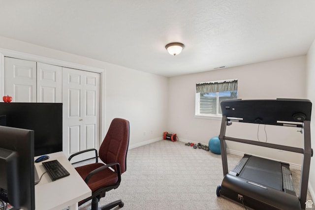 868 W Brandon Dr S, Kaysville, UT 84037 - carpeted office space with baseboards