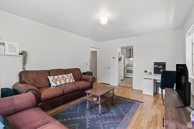777 E 2nd Ave Unit 3, Salt Lake City, UT 84103 - living room featuring light wood-style flooring and a desk