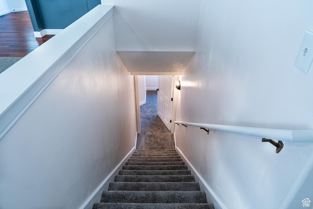984 S 925 W, Woods Cross, UT 84087 - staircase featuring carpet floors