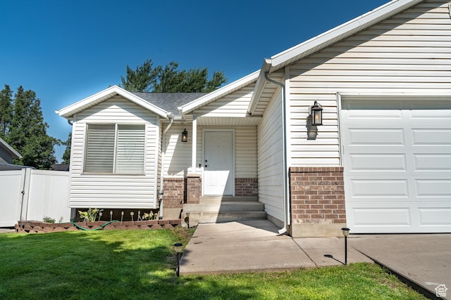 984 S 925 W, Woods Cross, UT 84087 - view of front facade featuring brick siding and a garage