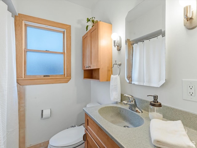 467 E 7th Ave N, Salt Lake City, UT 84103 - bathroom featuring vanity and curtained shower