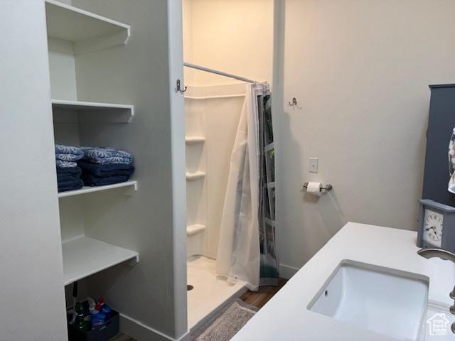 4058 E 5000 S, Vernal, UT 84078 - full bath with a stall shower and vanity