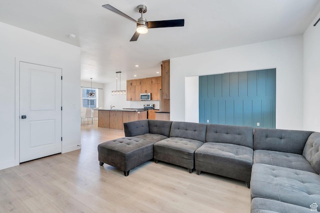 514 S 900 W Unit 167, American Fork, UT 84003 - living room with ceiling fan, light wood finished floors, and recessed lighting