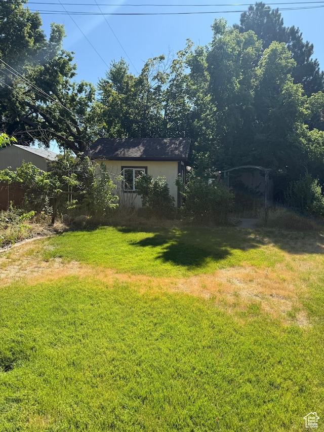 5166 S 2150 W, Roy, UT 84067 - view of green lawn