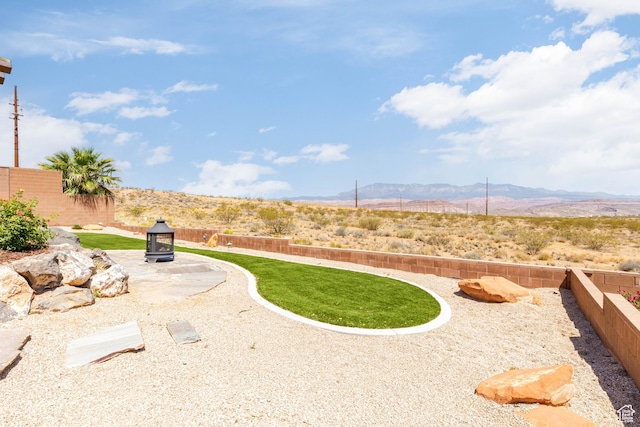 4352 W 2440 S, Hurricane, UT 84737 - fenced backyard featuring a mountain view