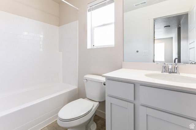 538 S Musk Ave W, Grantsville, UT 84029 - bathroom with vanity, healthy amount of natural light, and bathing tub / shower combination