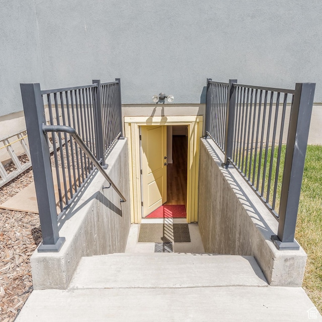69 W 2200 S, Kaysville, UT 84037 - property entrance featuring stucco siding