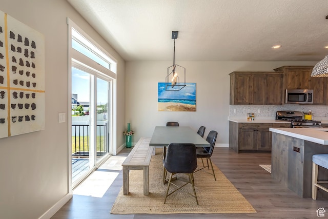 69 W 2200 S, Kaysville, UT 84037 - dining space with wood finished floors and recessed lighting