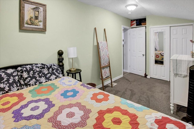 3241 Grant Ave, Ogden, UT 84401 - carpeted bedroom featuring vaulted ceiling and a textured ceiling