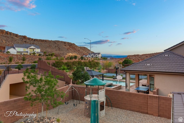 2762 E Hazel Dr, St George, UT 84790 - view of mountain background