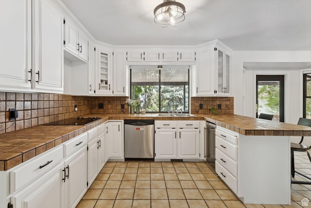 2255 E Camino Way Way S, Cottonwood Heights, UT 84121 - kitchen featuring stainless steel dishwasher, a peninsula, healthy amount of natural light, and black electric stovetop