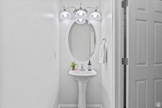 4988 W Currant Dr, South Jordan, UT 84009 - view of bathroom