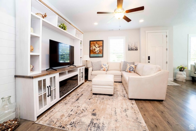 6122 W Lake Ave S, South Jordan, UT 84009 - living area featuring ceiling fan, wood finished floors, and recessed lighting