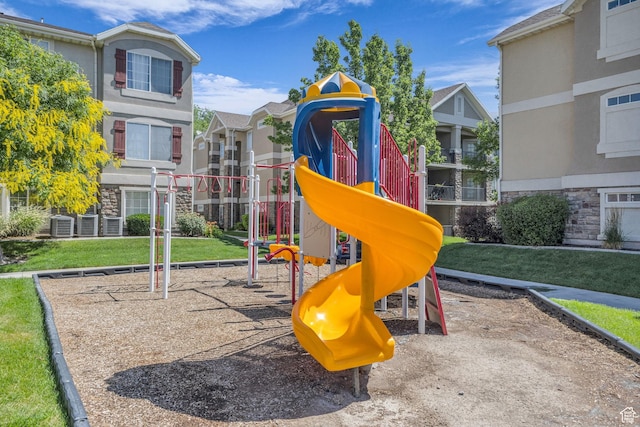1195 W Dallin Dr Unit 304, Pleasant Grove, UT 84062 - community jungle gym with a yard