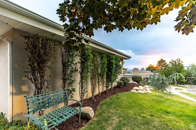 2722 E Eagle Way, Salt Lake City, UT 84108 - view of grassy yard