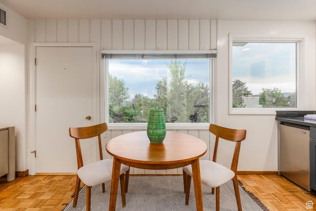 2722 E Eagle Way, Salt Lake City, UT 84108 - dining space with baseboards