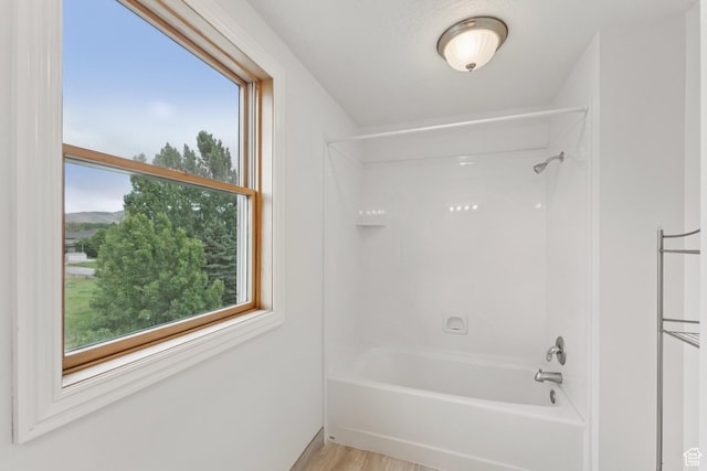 3136 W 2400th St S, Charleston, UT 84032 - bathroom featuring plenty of natural light, shower / tub combination, and wood finished floors