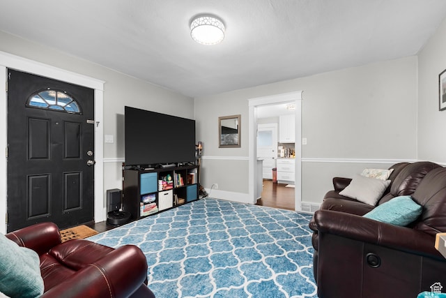 432 S 100 E, Provo, UT 84606 - living room featuring baseboards