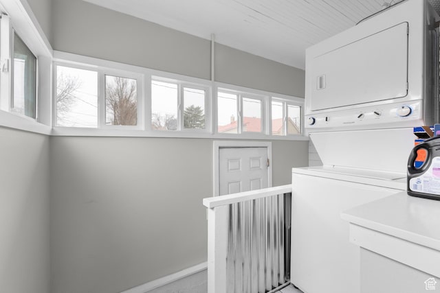 432 S 100 E, Provo, UT 84606 - laundry room with stacked washer / drying machine and baseboards
