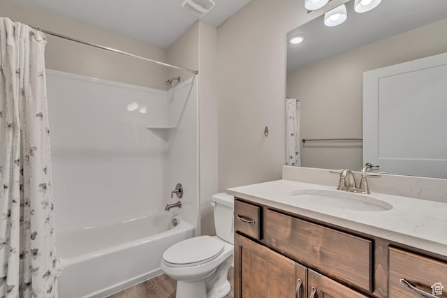 453 S Short Horse Ln Unit C, Saratoga Springs, UT 84045 - bathroom with shower / tub combo with curtain, vanity, and wood finished floors