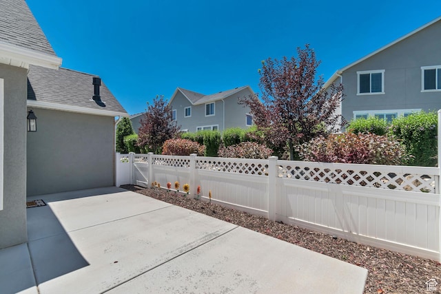 453 S Short Horse Ln Unit C, Saratoga Springs, UT 84045 - fenced backyard featuring a patio