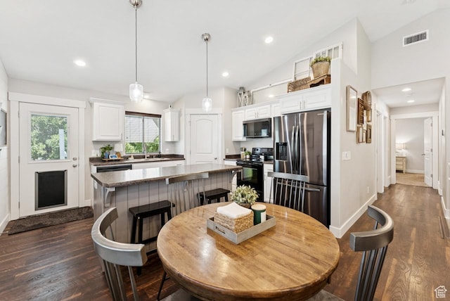422 W 390 S, Spanish Fork, UT 84660 - dining room with lofted ceiling, dark wood-style floors, and recessed lighting