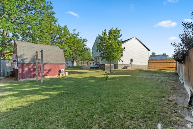 9375 S Laurel Ridge Cir, West Jordan, UT 84088 - fenced backyard featuring a shed