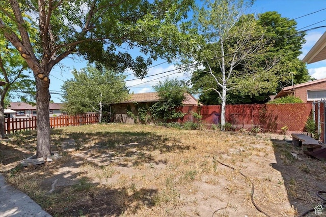 3524 W Meadowbrook Dr, West Valley City, UT 84119 - view of fenced yard