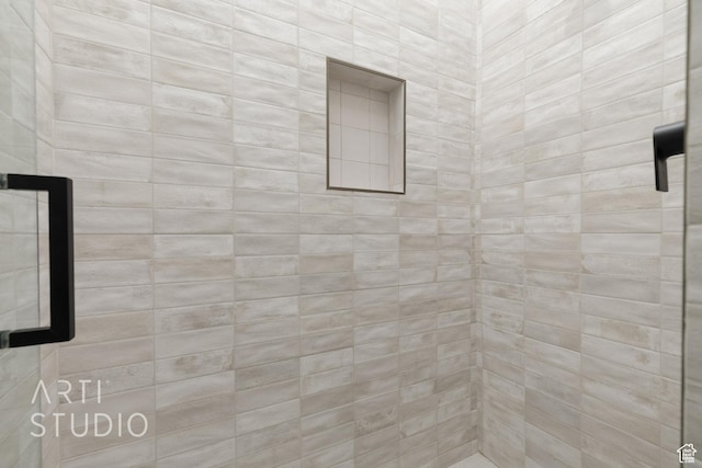 671 E Arina Way, Washington, UT 84780 - full bath with tiled shower