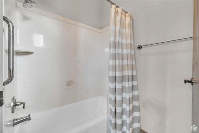 1319 W Red Butte Dr W, Washington, UT 84780 - full bath featuring shower / tub combo