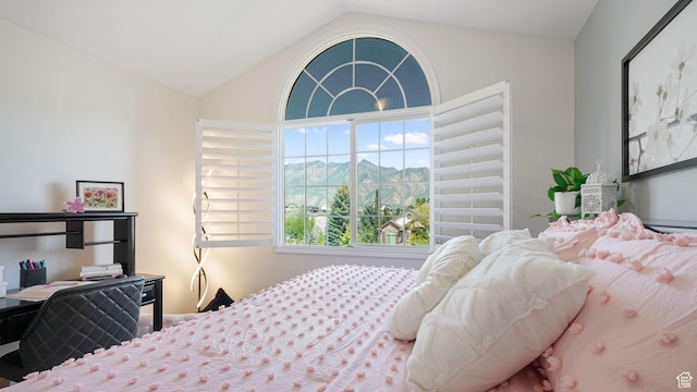 11597 N Sunset Hills Dr, Highland, UT 84003 - bedroom with lofted ceiling