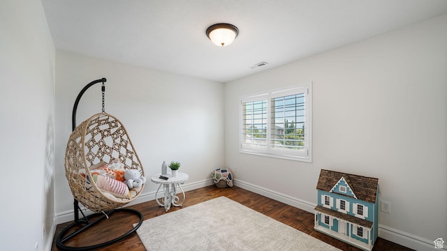11597 N Sunset Hills Dr, Highland, UT 84003 - living area featuring dark wood-style floors