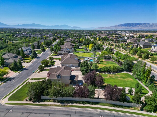11597 N Sunset Hills Dr, Highland, UT 84003 - aerial perspective of suburban area featuring mountains