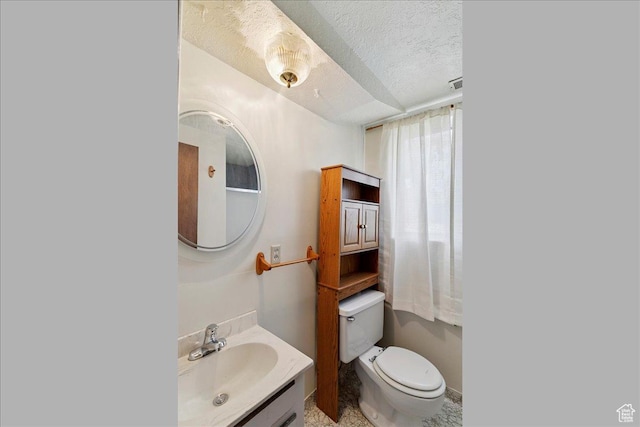 2989 W 700 S, Syracuse, UT 84075 - half bath featuring a textured ceiling and vanity
