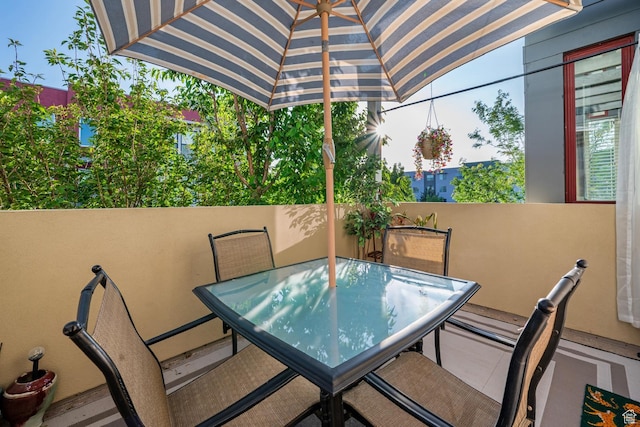 4937 W Daybreak Pkwy, South Jordan, UT 84009 - view of patio / terrace with outdoor dining space