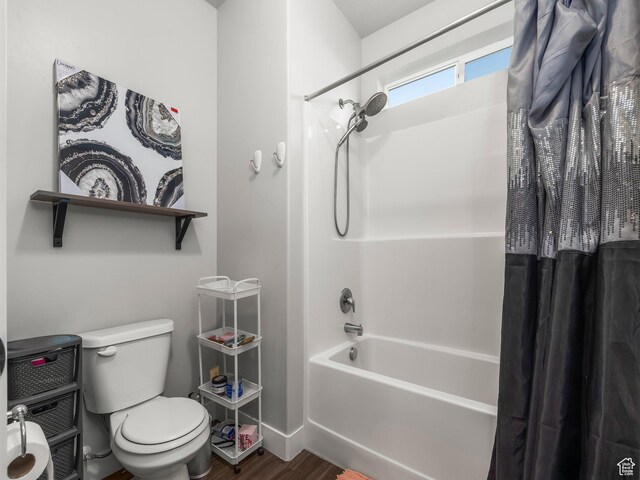 523 N 310 W, Vineyard, UT 84059 - full bath with shower / bath combo with shower curtain and wood finished floors