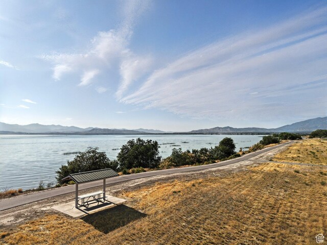 523 N 310 W, Vineyard, UT 84059 - water view featuring a mountain backdrop